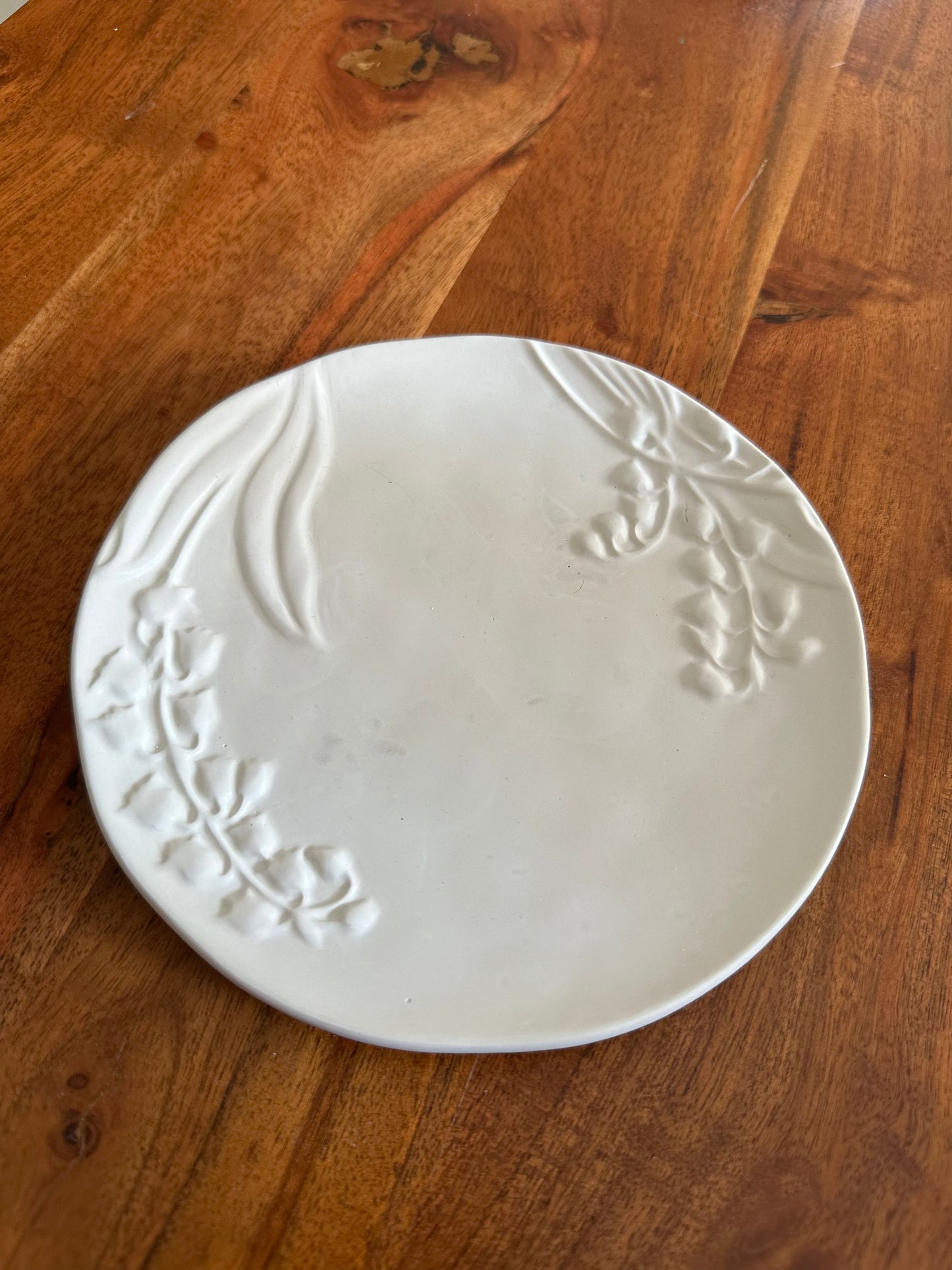 Vintage round tray