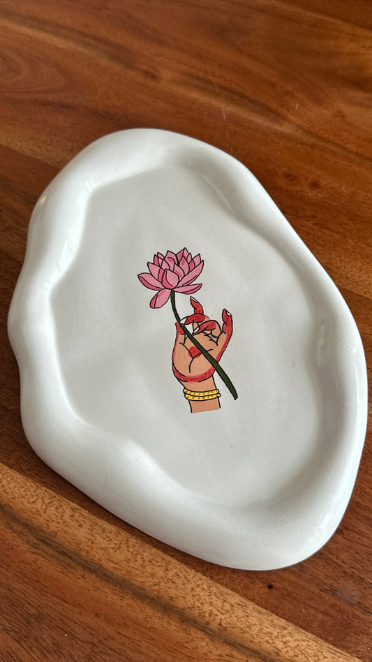 Aravindam Cloud Tray