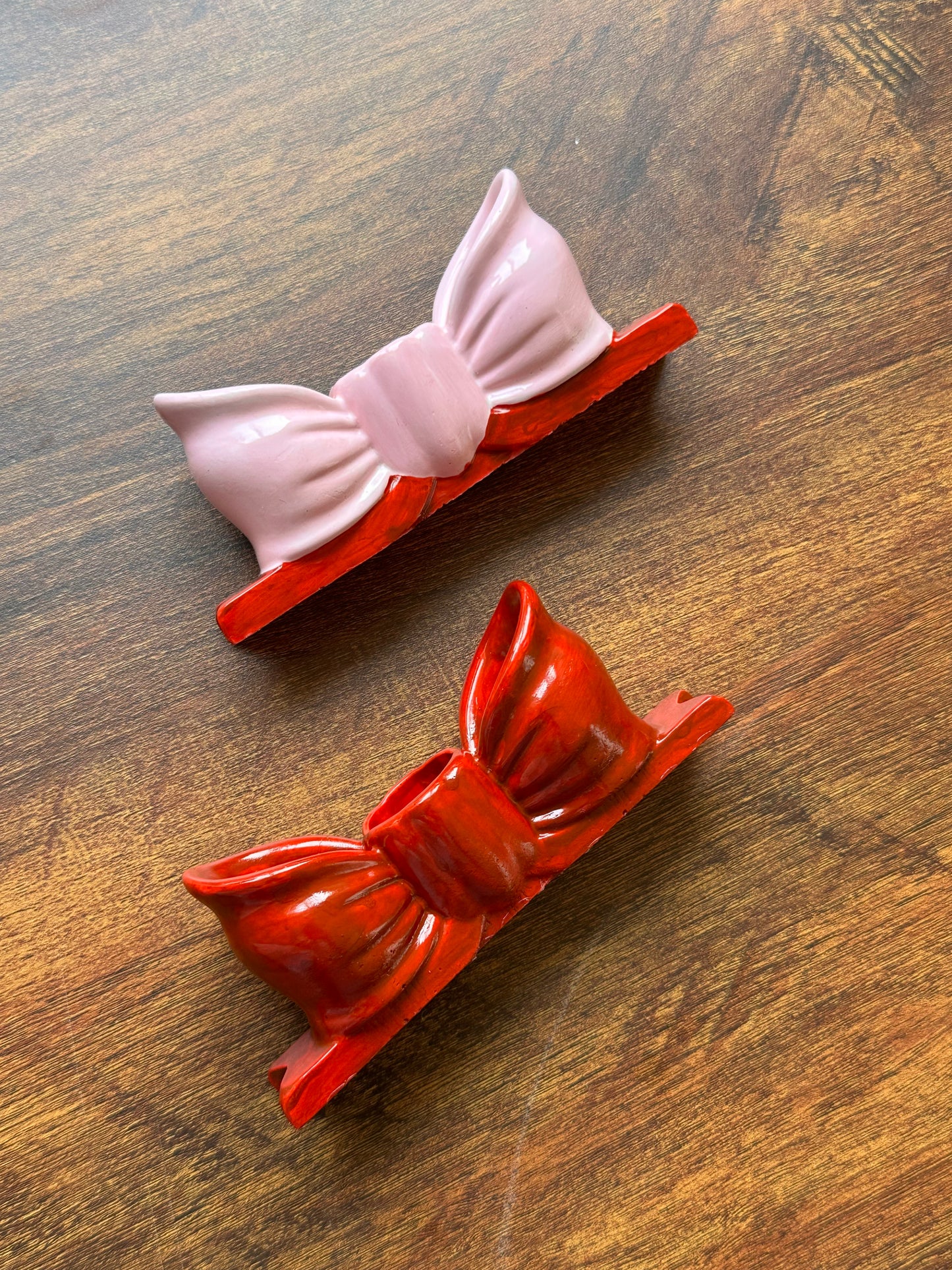 Bow Candle Holder