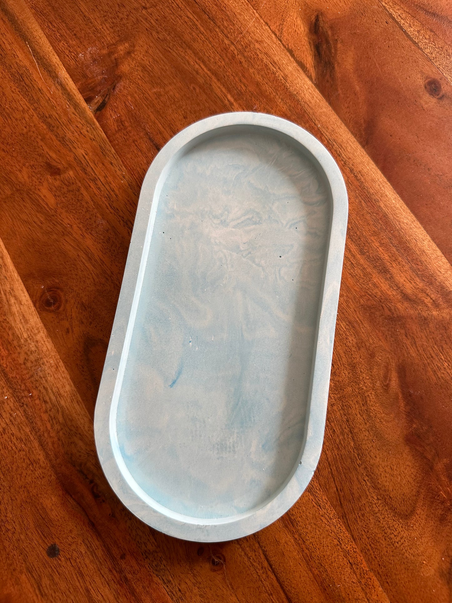 day dreaming oval tray